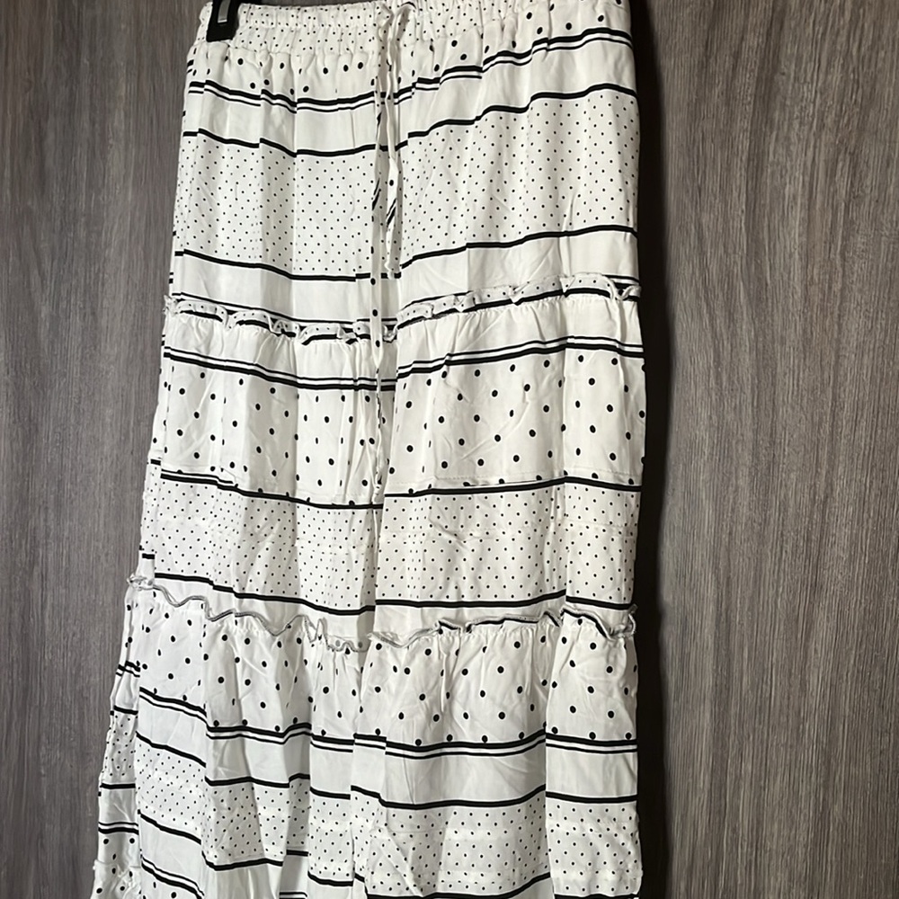 Mi Ami Maxi skirt - Picture 3 of 12